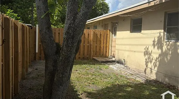 2 bed, 800 sqft, $1,800 — Photo 3