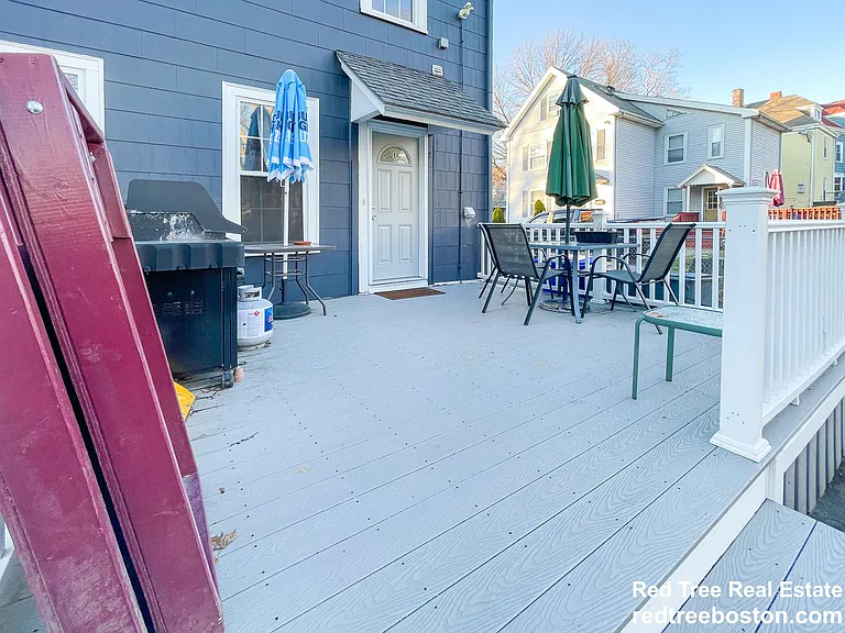 16 Foster St #16 — Photo 11