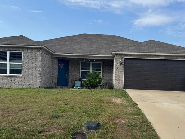 1060 Okeefe Ave, Conway, AR 72032