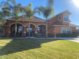 2026 N Castle Dr, Hanford, CA 93230