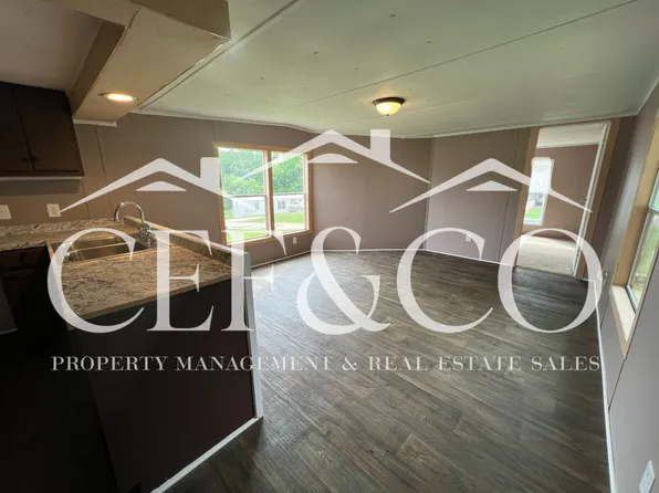 130 Brackett Dr, Campobello, SC 29322