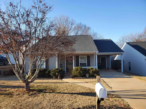 909 E Emerald Springs Dr, Boiling Springs, SC 29316