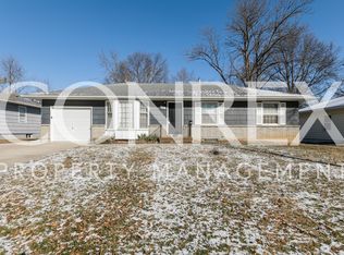 8316 E 85th Ter, Raytown, MO 64138