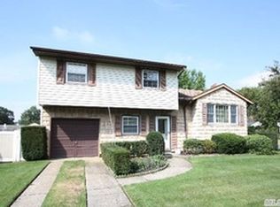 2 Gould Dr, Lake Grove, NY 11755
