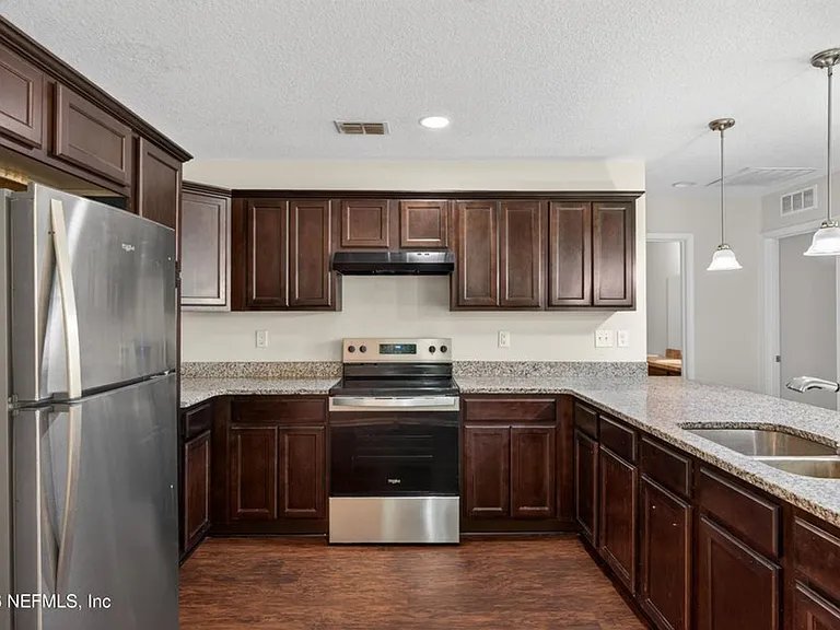 3029 Bessent Rd — Photo 4