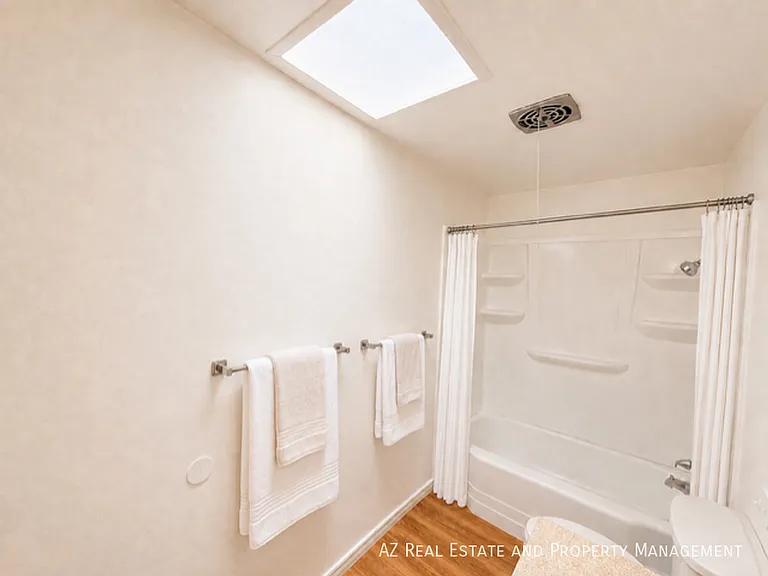 420 W Clark St #A — Photo 21
