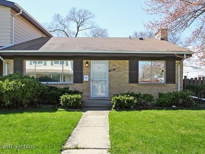9007 N Grace Ave, Niles, IL, 60714
