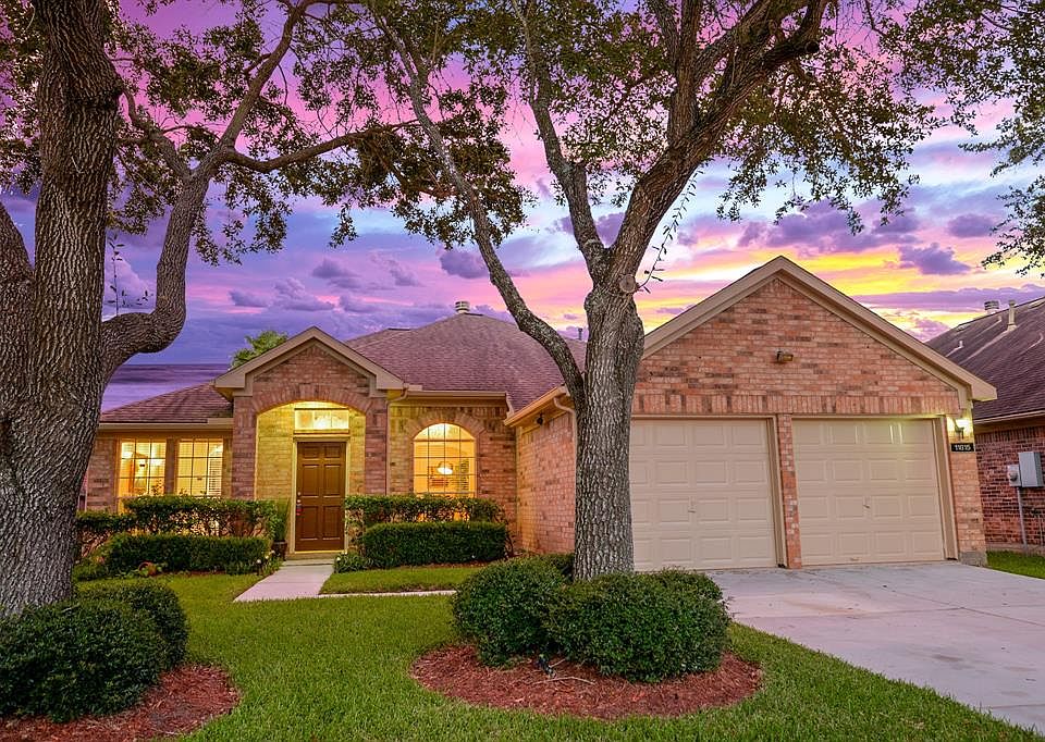 1st image of 11815 Matagorda Ln
