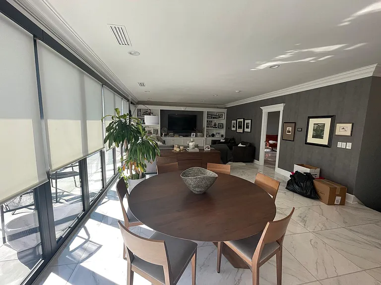 Plaza House — Photo 116