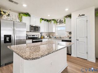 17075 Rollins Rd, Bowling Green, VA