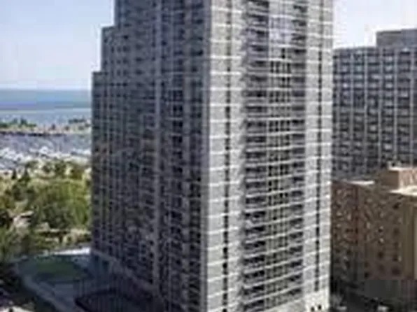 1660 North Prospect AVENUE #1704, Milwaukee, WI 53202