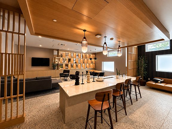 3rd image of 2880 W James M Wood Blvd #513
