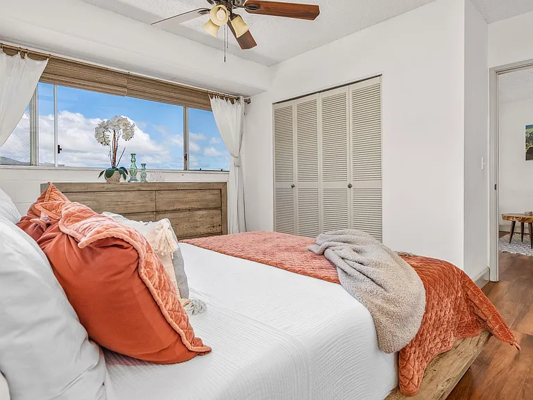 1063 Lower Main St #402 — Photo 22