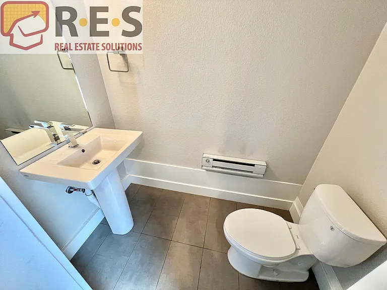 4921 Lowell Blvd — Photo 11