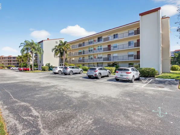 27 Abbey Lane #207, Delray Beach, FL 33446