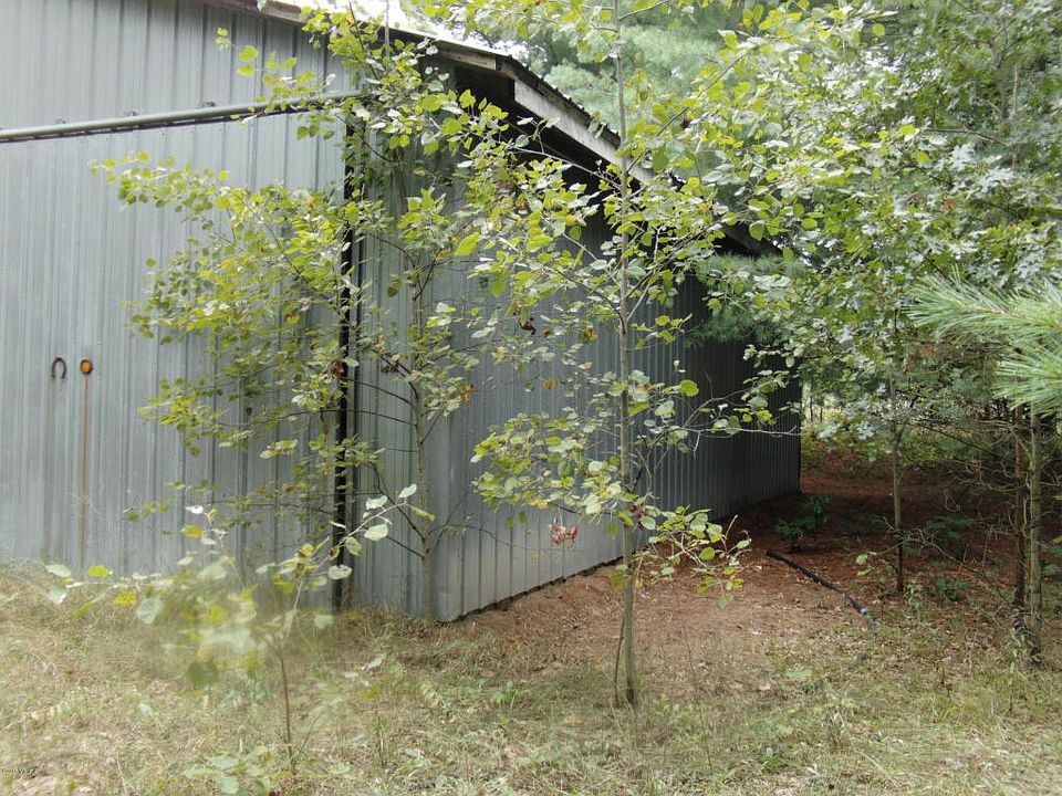 2nd image of 8812 Jones Rd