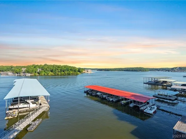 1217 Jeffries Rd #B207, Osage Beach, MO 65065