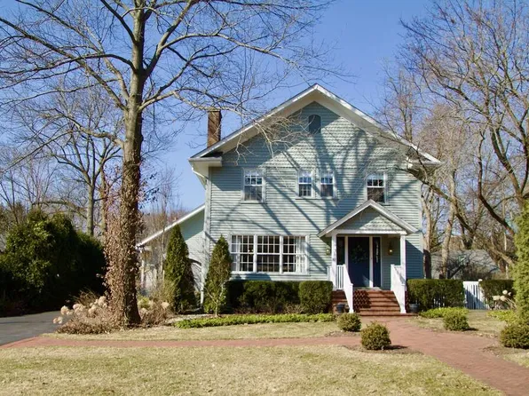 780 Rosewood Ave, Winnetka, IL 60093