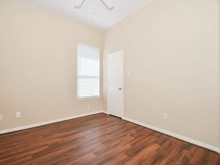 20916 Sunrise Pine View Ln — Photo 29