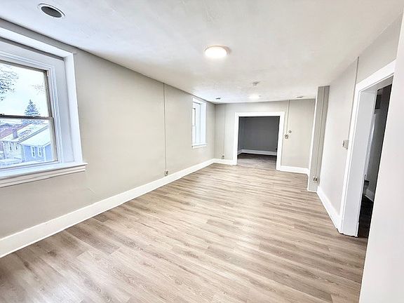 5th image of 1907 Delaware Ave #11492825