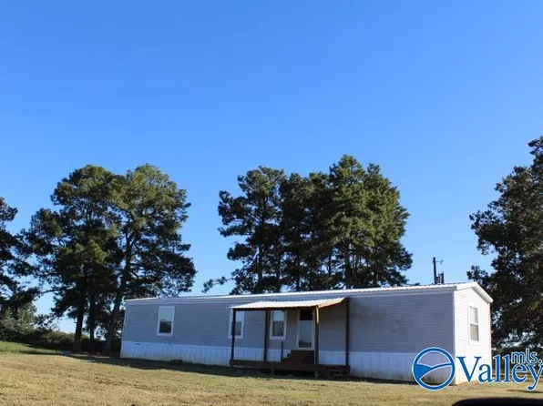 521 Bailey Rd, Baileyton, AL 35019