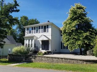 28 Maple St, South Hadley, MA 01075