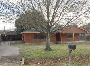 8246 Botany Ln, Houston, TX 77075