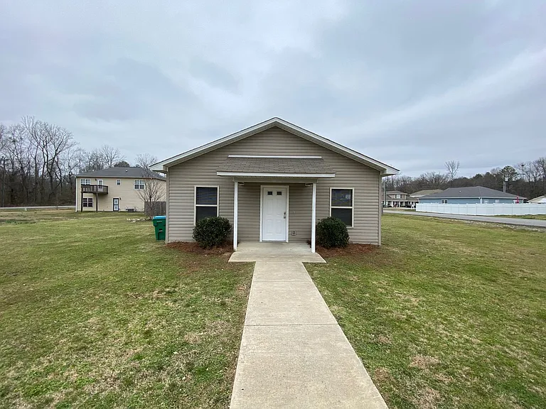 33 Jacob Ln — Photo 2