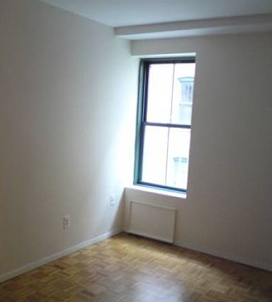3rd image of 436 E 89th St APT 3C