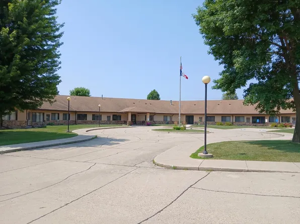 2303 27th St #2303, Spirit Lake, IA 51360