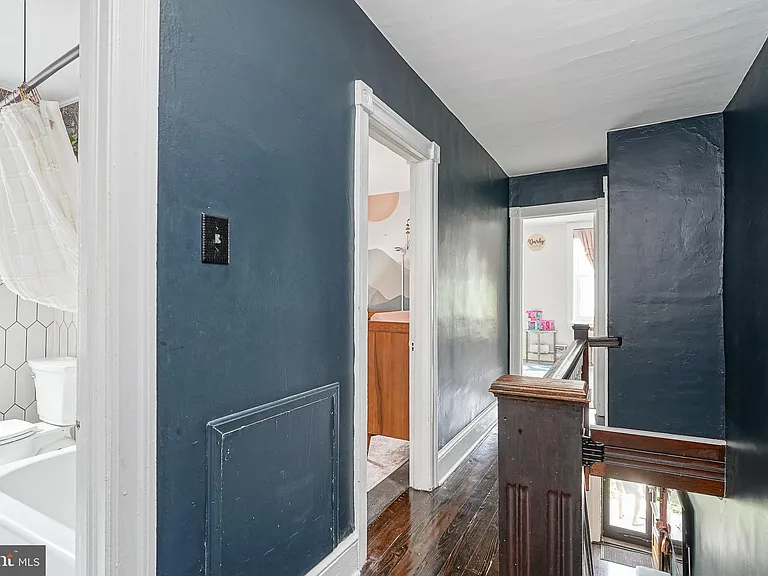 6 E Collings Ave — Photo 18