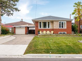 23 Wishart Pl, Toronto, ON M3L 1P9