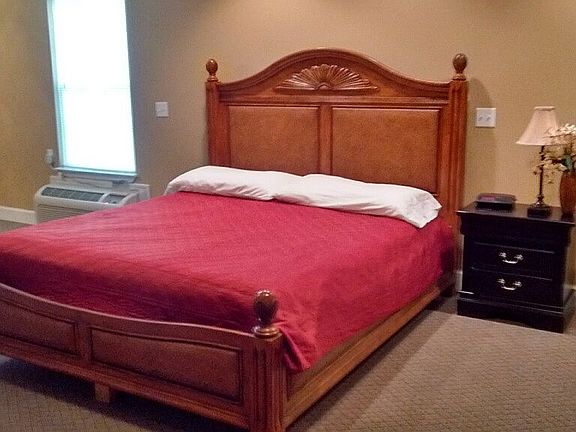 5th image of 132 Masey Dr