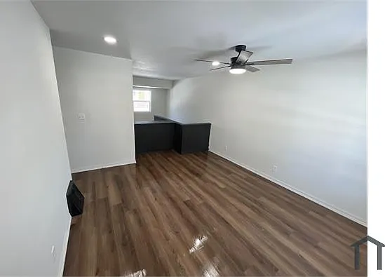3 bed, 854 sqft, $1,580 — Photo 4