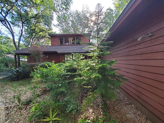 2nd image of 1851 Tierra Verde Dr
