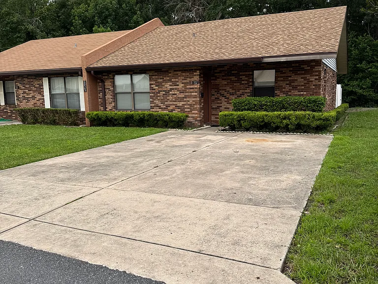 1029 SW Rossborough Ct #102 — Photo 40