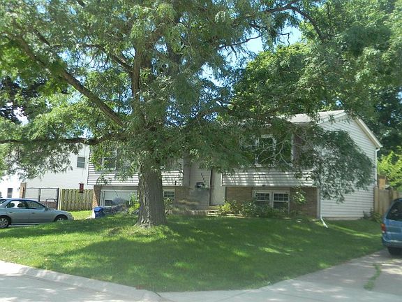 3rd image of 3704 Wakonda Dr