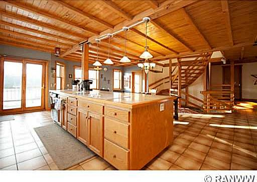 5th image of N7890 Bachelors Ave