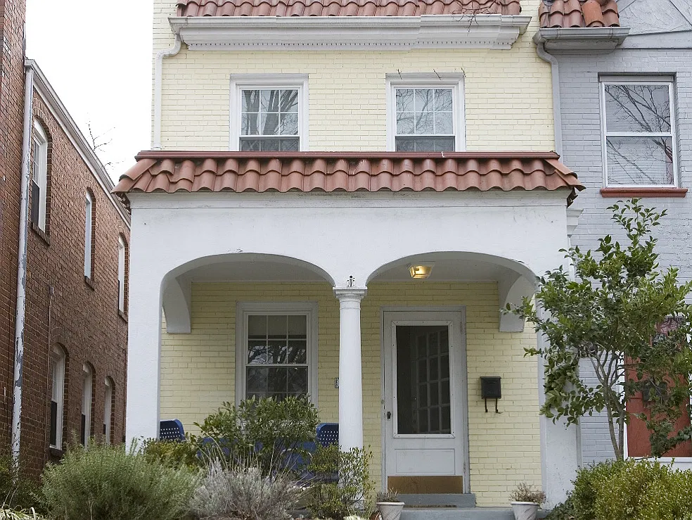 2 bed, 1.5 bath, 1112 sqft, $1,900 — Photo 1