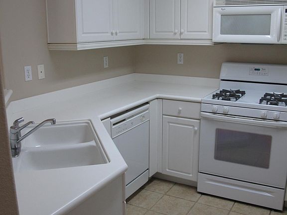 4th image of 30288 Island Bay Unit A