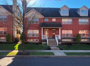 5400 Delmar Blvd, Saint Louis, MO 63112