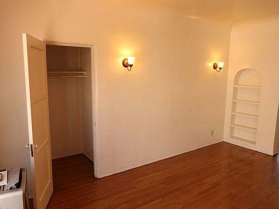 5th image of 1421 Echo Park Ave APT 4