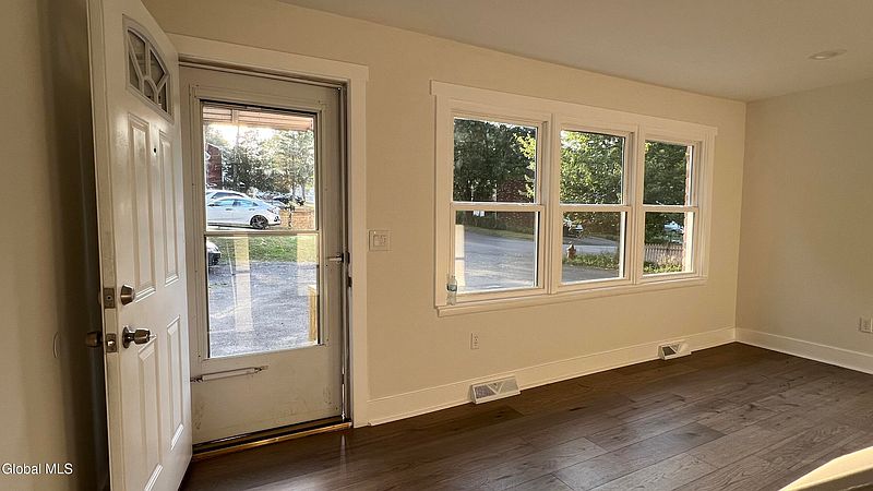 3rd image of 140 Mount Hope Drive