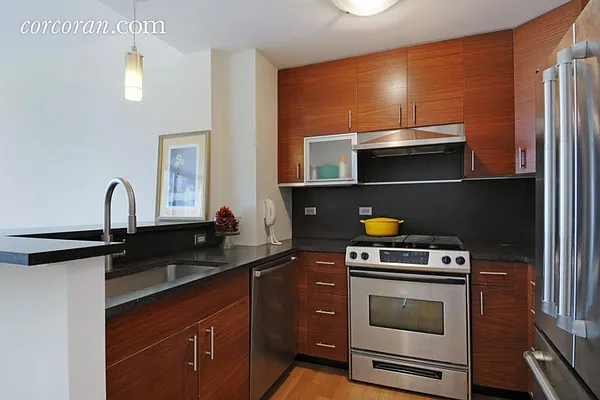 Rented by Corcoran | media 26