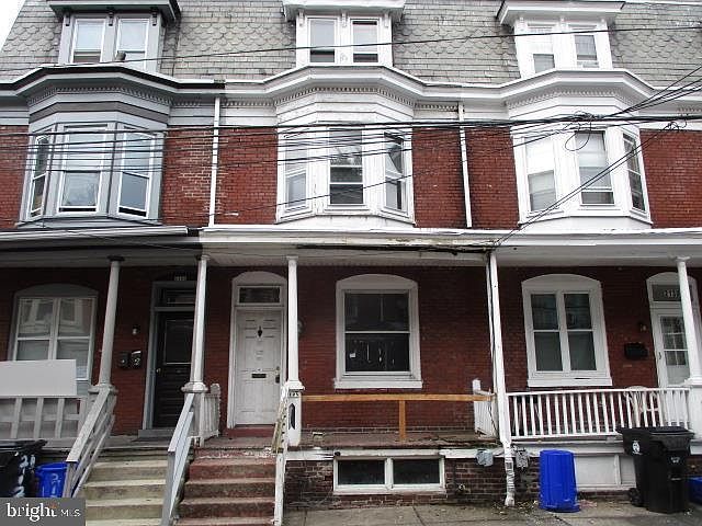 1st image of 2128 Penn St