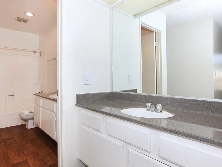 2944 Frontera St — Photo 46