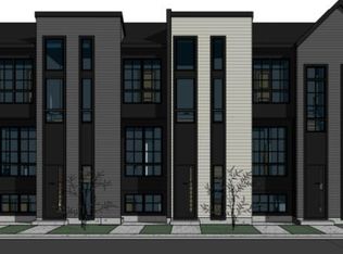 7604 W 21a St SE, Calgary, AB T2C0W2