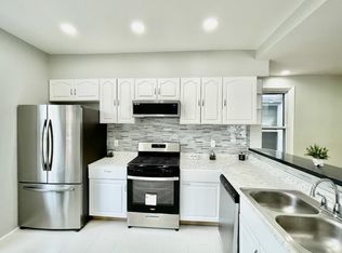 142 Wade St, Jersey City, NJ 07305