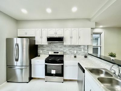 142 Wade St, Jersey City, NJ, 07305
