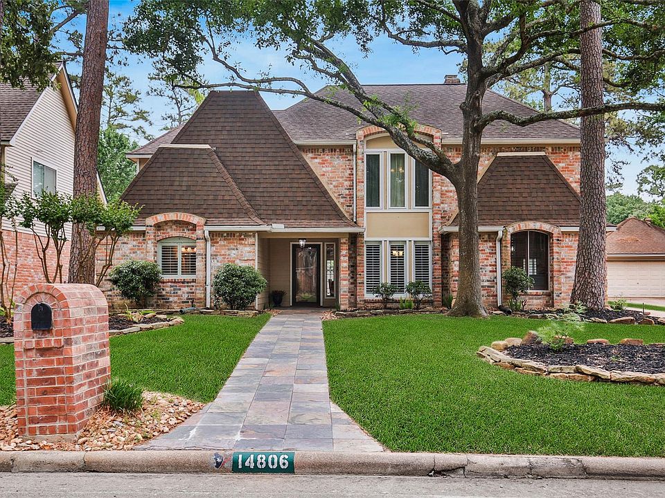 1st image of 14806 Oak Bluff Ct